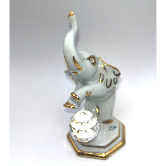 Vintage Capodimonte Elephant Balancing on Swarovski Crystal Ball Gold White Cute - Picture 11 of 16